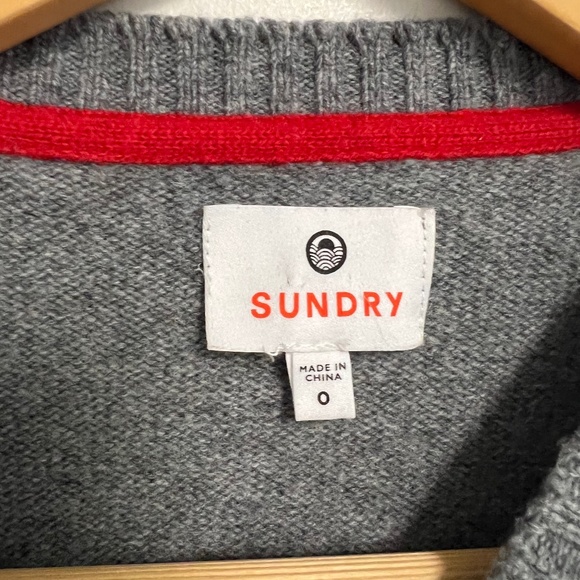 Sundry button sweater icons - Picture 5 of 6